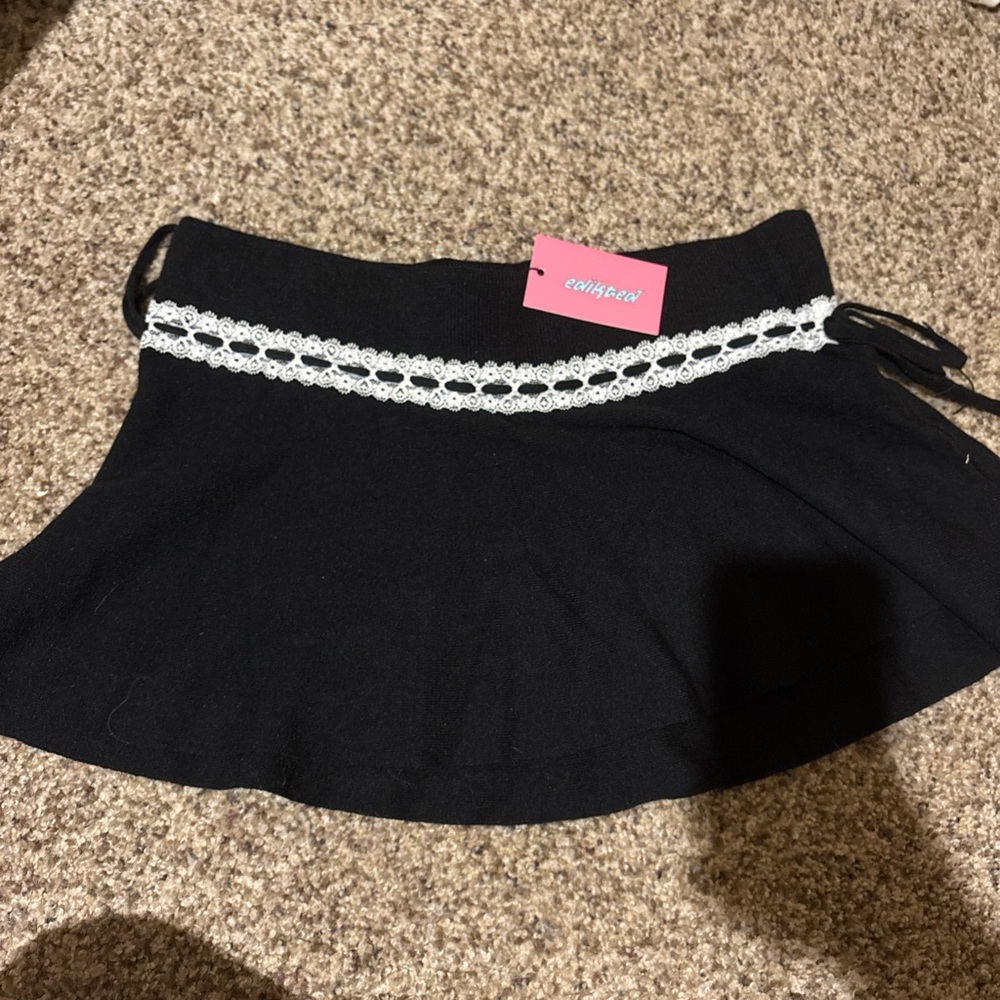 NWT edikted black mini skirt with white lace